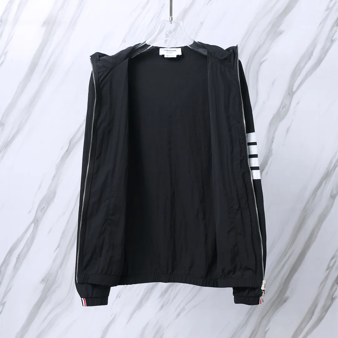 ：YT 06（TB ） THOM BROWNE TBClassic Spf 80+ Breathable White/Black/Navy Blue/Gray TB Same Style TB TB Factory 38 Quality Same Style TB TB ：White/Black/Navy Blue /Gray Size：1/2/3/4